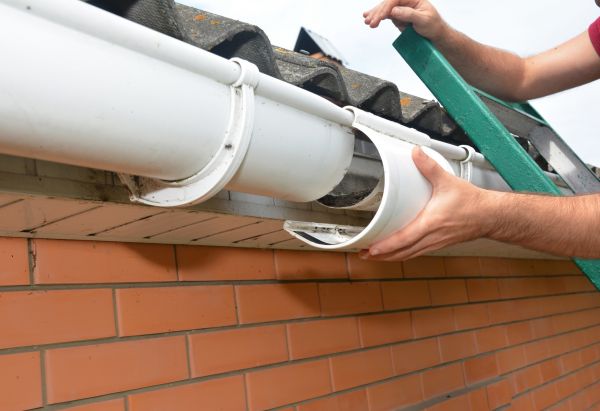 Gutter Seam Repair in Kingsport